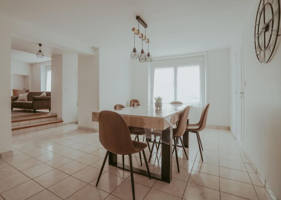 Grande Maison Tout Confort Au Coeur De Nogent Buitenkant foto
